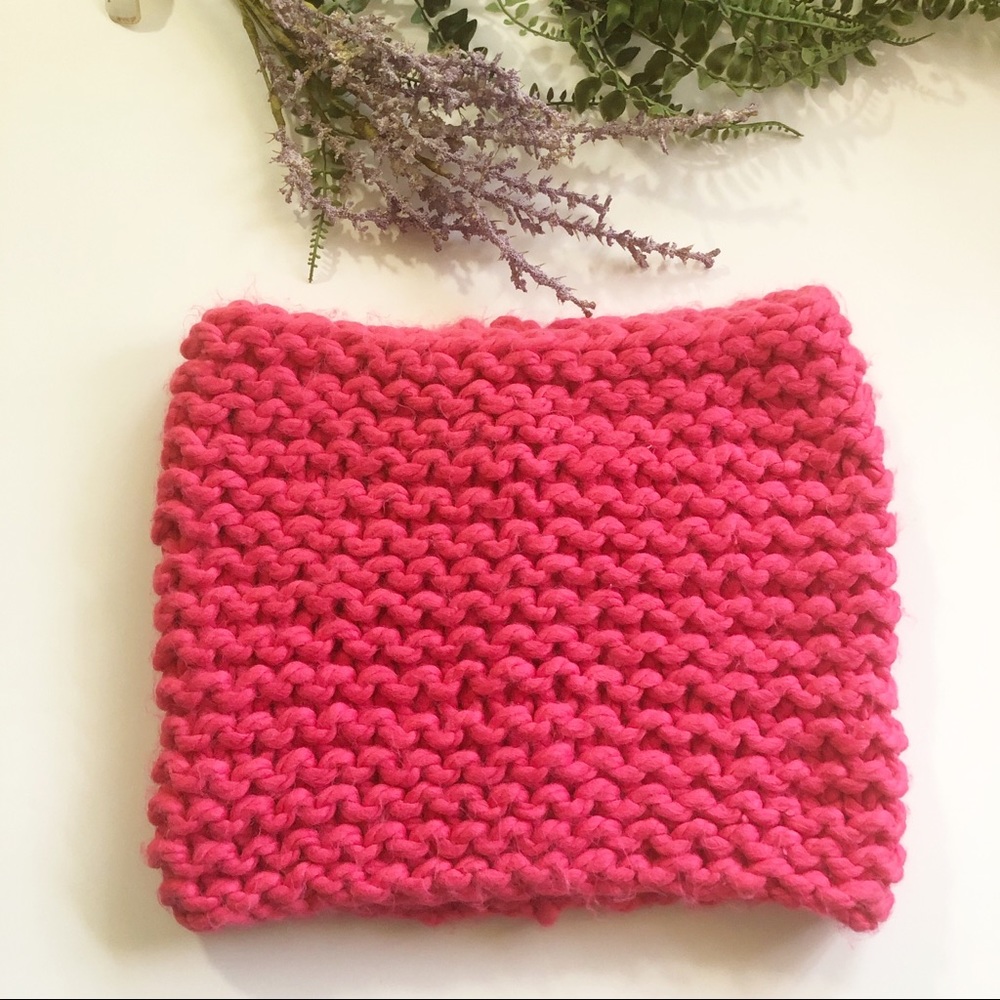 🌵Hollister Pink Scarf🌵